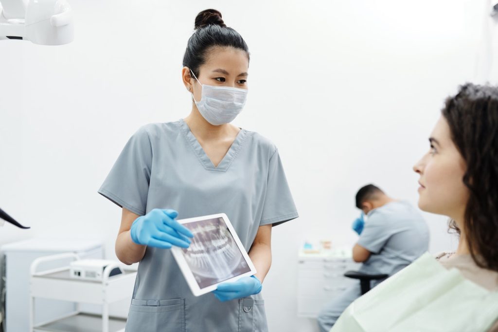 How to Find the Perfect Family Dentist: 7 Essential Qualities to Look For
