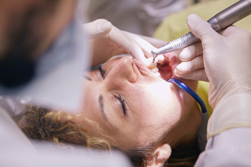 ¿Cómo afecta la odontología cosmética la salud bucal general?
