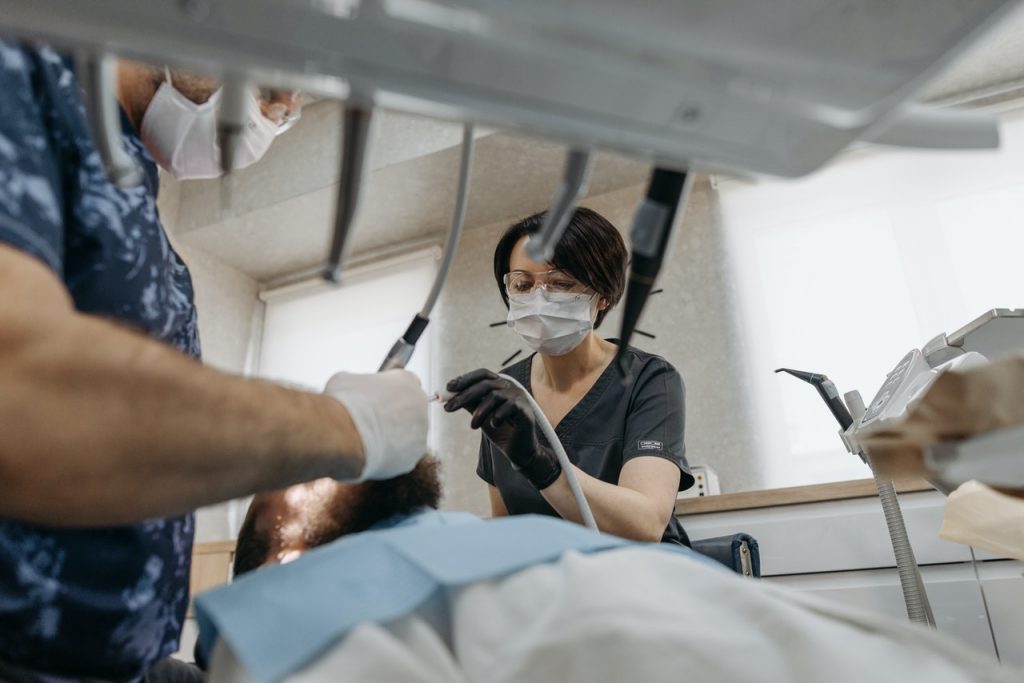Essential Points to Note When Maintaining Your Dentures