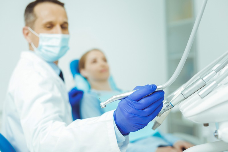 How to Handle Dental Emergencies and Who Provides Quick Assistance